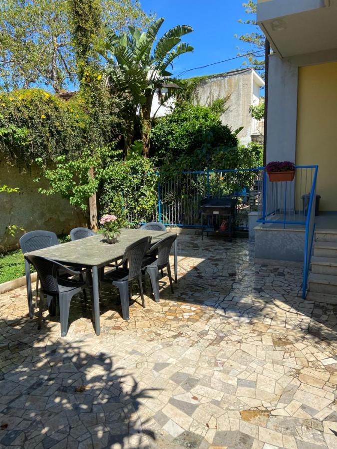 Villa Savoia مونديلّو المظهر الخارجي الصورة